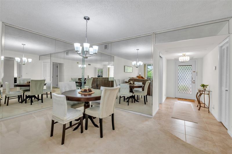 Image 6 of 25 For 2850 Forest Hills Blvd  105