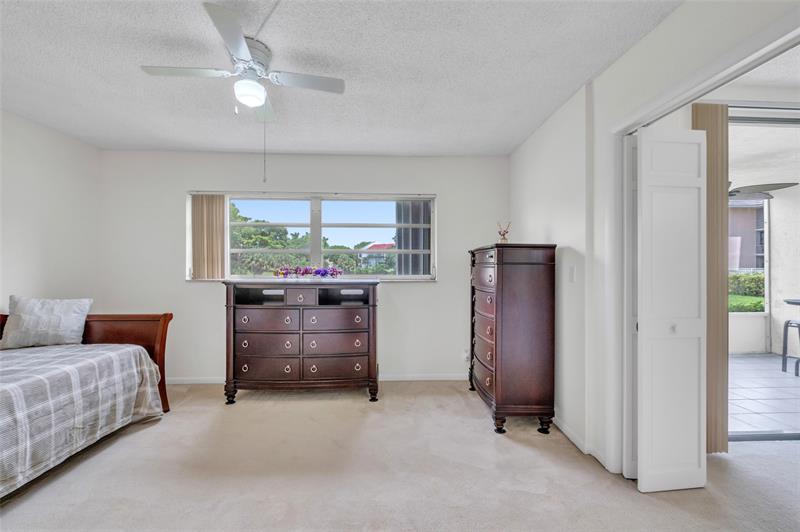 Image 71 of 78 For 2850 Forest Hills Blvd 105