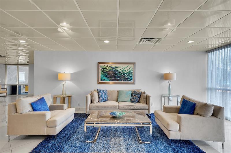 Image 23 of 31 For 3850 Galt Ocean Dr.  209