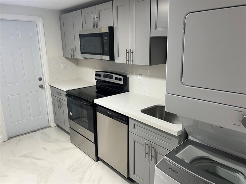 Image 3 of 51 For 8705 38th Drive  2a