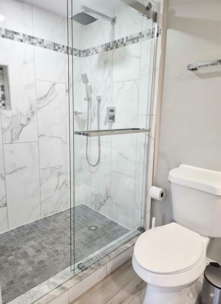 Image 14 of 23 For 8408 Trent Ct  D