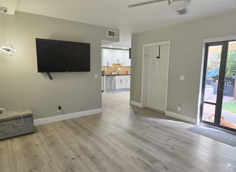 Image 7 of 23 For 8408 Trent Ct  D