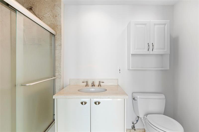 Image 19 of 32 For 333 Las Olas Way  2903