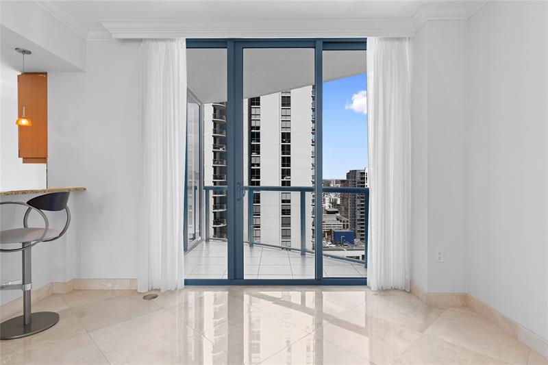 Image 20 of 32 For 333 Las Olas Way  2903