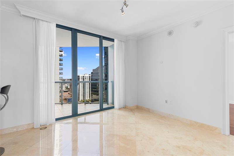 Image 21 of 32 For 333 Las Olas Way  2903