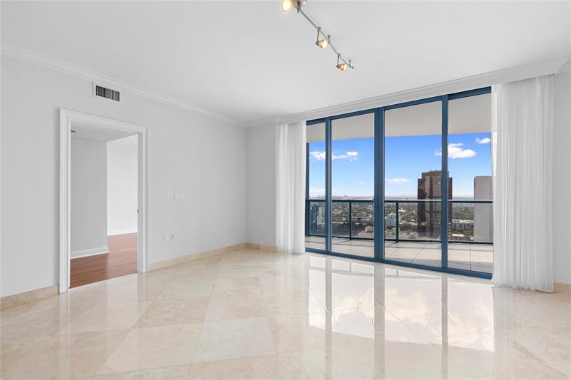 Image 24 of 32 For 333 Las Olas Way  2903
