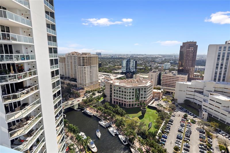 Image 25 of 32 For 333 Las Olas Way  2903