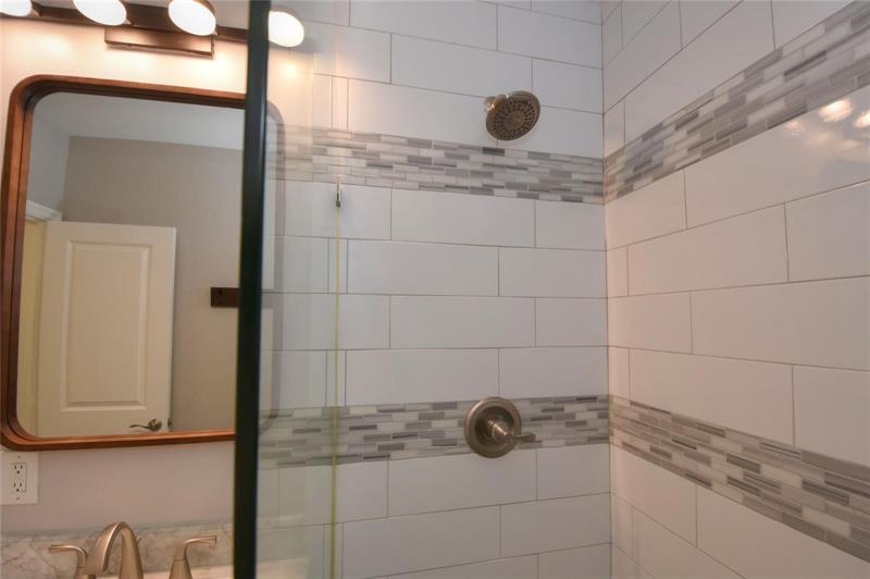 Image 13 of 21 For 1301 16th Ave  B