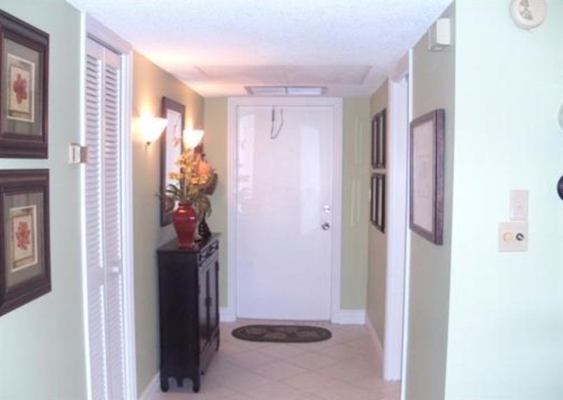 Image 6 of 14 For 3151 Palm Aire Dr  307