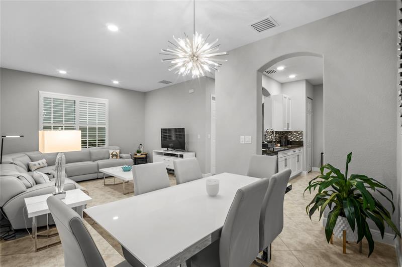 Image 15 of 35 For 6967 Julia Gardens Drive  6967