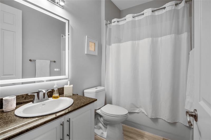 Image 26 of 35 For 6967 Julia Gardens Drive  6967