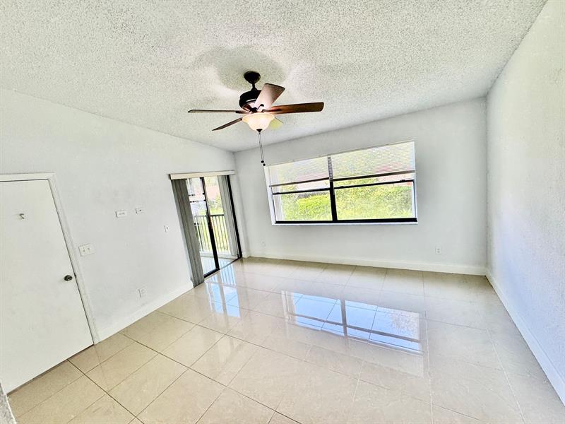 Image 7 of 51 For 9657 Riverside Dr  5h