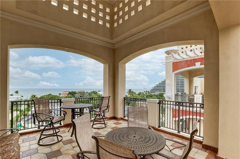 Image 29 of 33 For 2409 Ocean Blvd  427