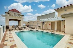 Image 30 of 33 For 2409 Ocean Blvd  427