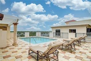 Image 31 of 33 For 2409 Ocean Blvd  427