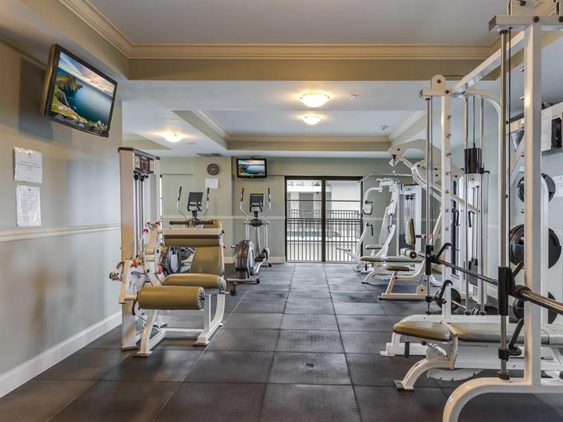 Image 33 of 33 For 2409 Ocean Blvd  427