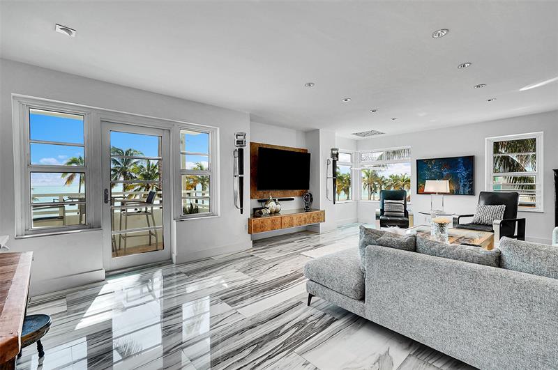 Image 10 of 47 For 101 Fort Lauderdale Beach Blvd  208