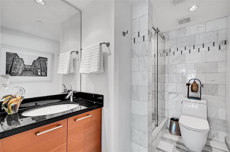 Image 12 of 47 For 101 Fort Lauderdale Beach Blvd  208