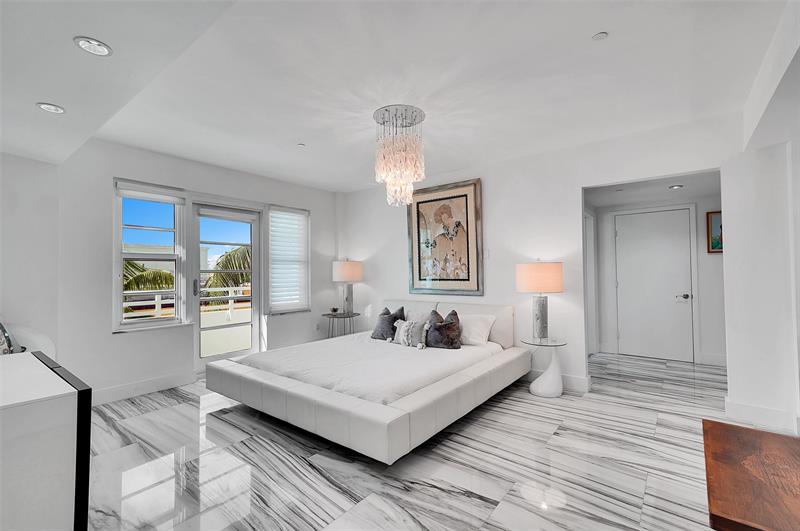 Image 22 of 47 For 101 Fort Lauderdale Beach Blvd  208