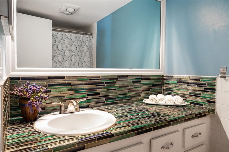 Image 11 of 27 For 22605 66th Ave  102