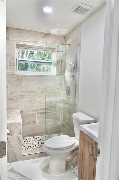 Image 11 of 14 For 110 20th Ave