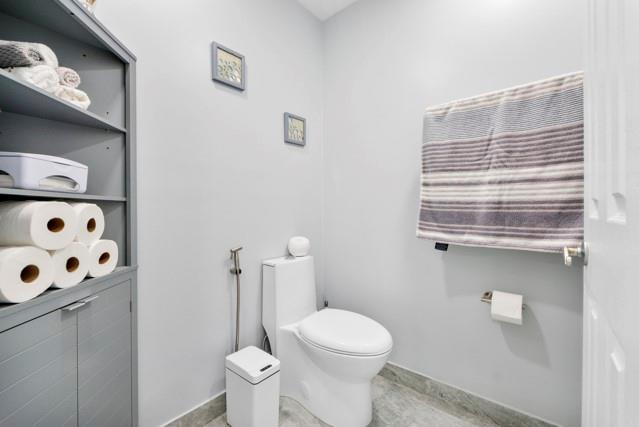 Image 62 of 70 For 18811 80th Ave
