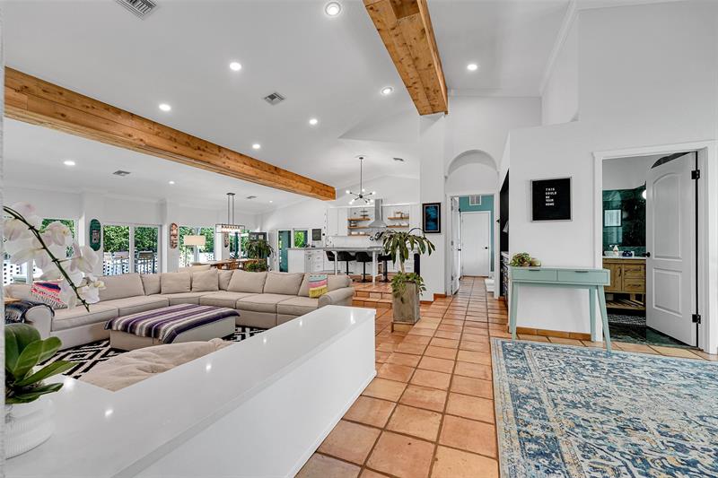 Image 7 of 57 For 2739 Oak Tree Ln