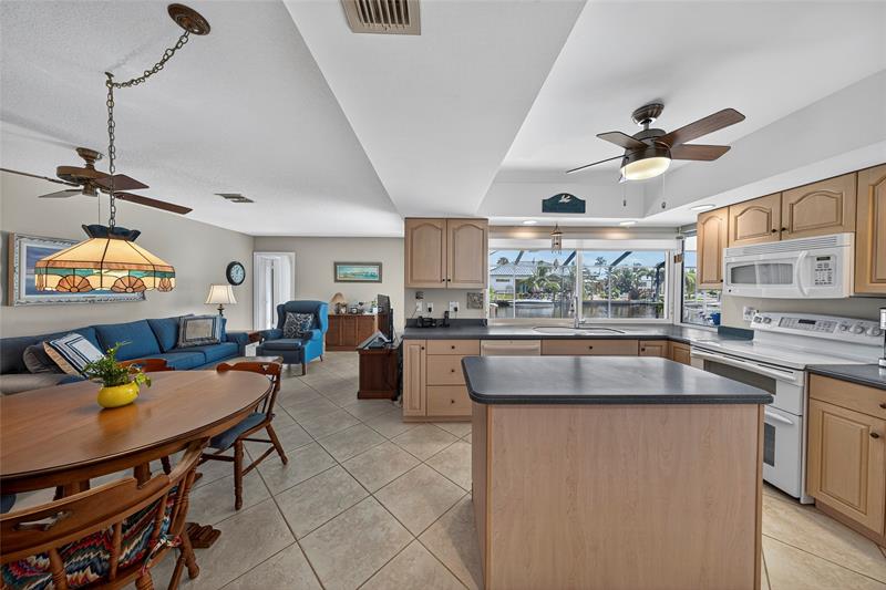 Image 42 of 49 For 630 6th Ave  