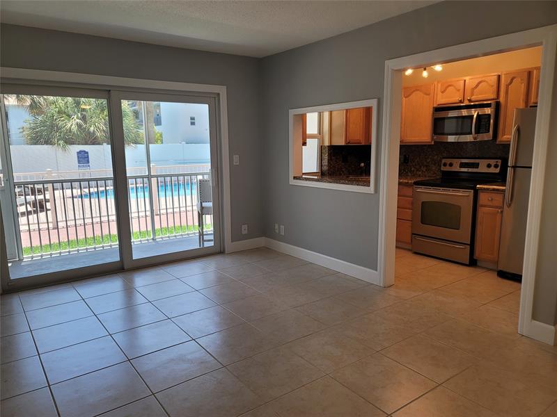 Image 26 of 45 For 1439 Ocean Blvd  108