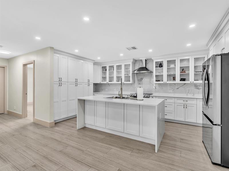 Image 10 of 38 For 9960 23rd St