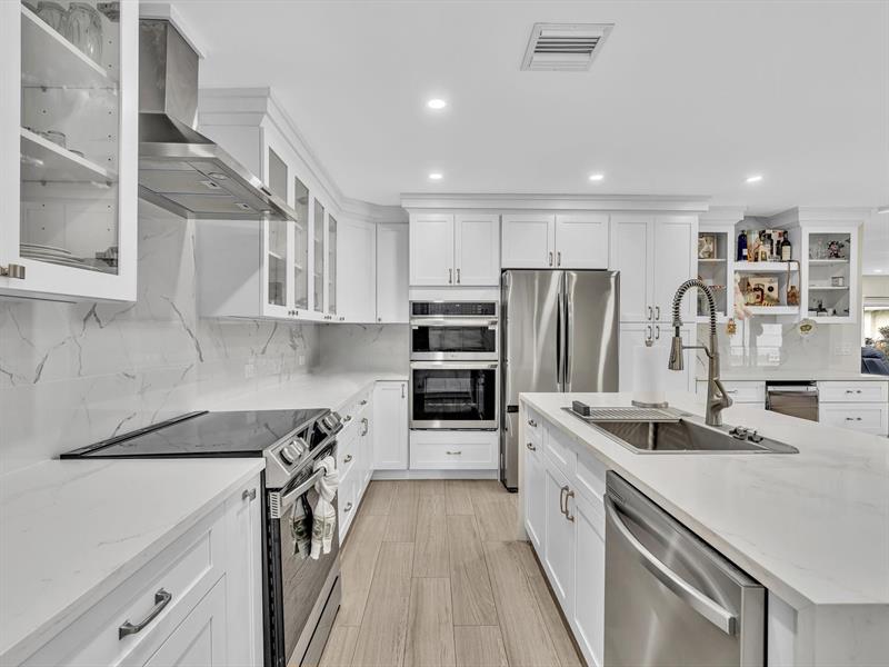 Image 14 of 38 For 9960 23rd St