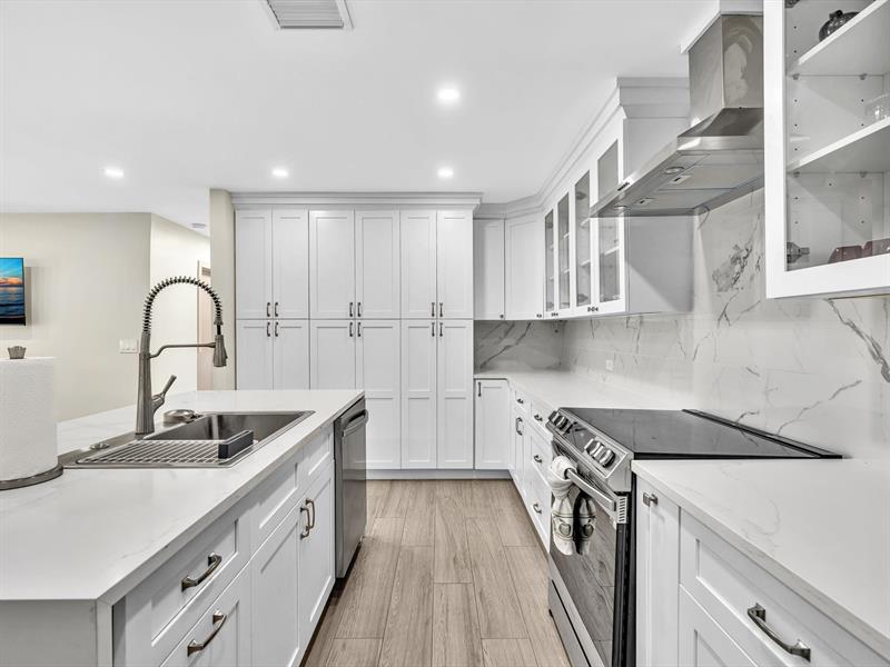 Image 16 of 38 For 9960 23rd St