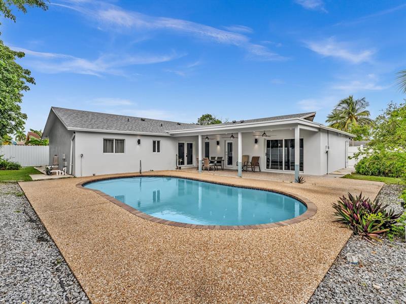 Image 25 of 38 For 9960 23rd St