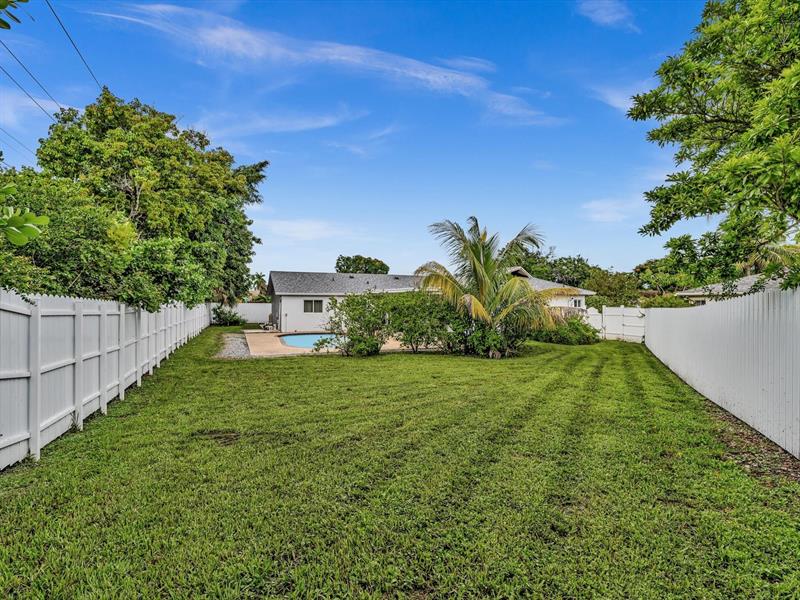 Image 28 of 38 For 9960 23rd St