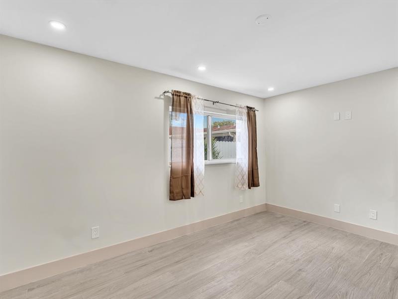 Image 35 of 38 For 9960 23rd St