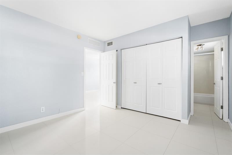 Image 14 of 22 For 416 15th Ave  14