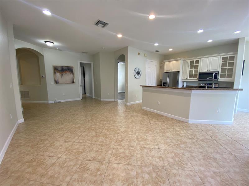 Image 20 of 65 For 8203 128th Ln  18-d