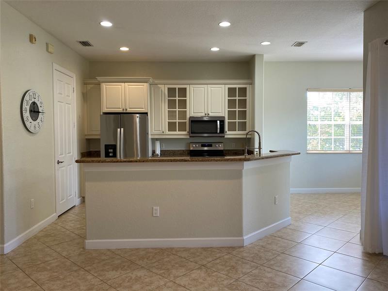 Image 7 of 65 For 8203 128th Ln  18-d