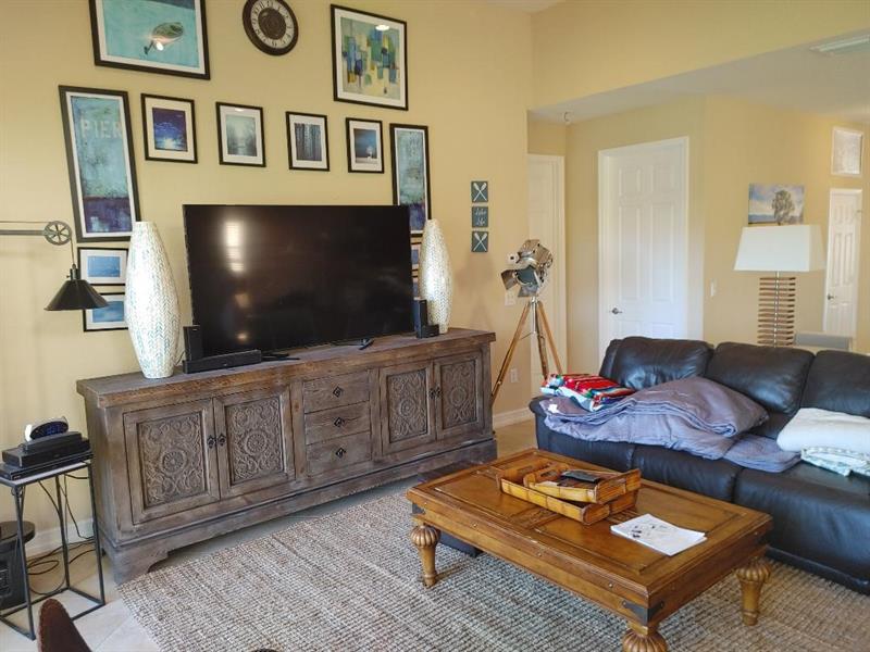 Image 10 of 34 For 8505 Serena Creek Ave