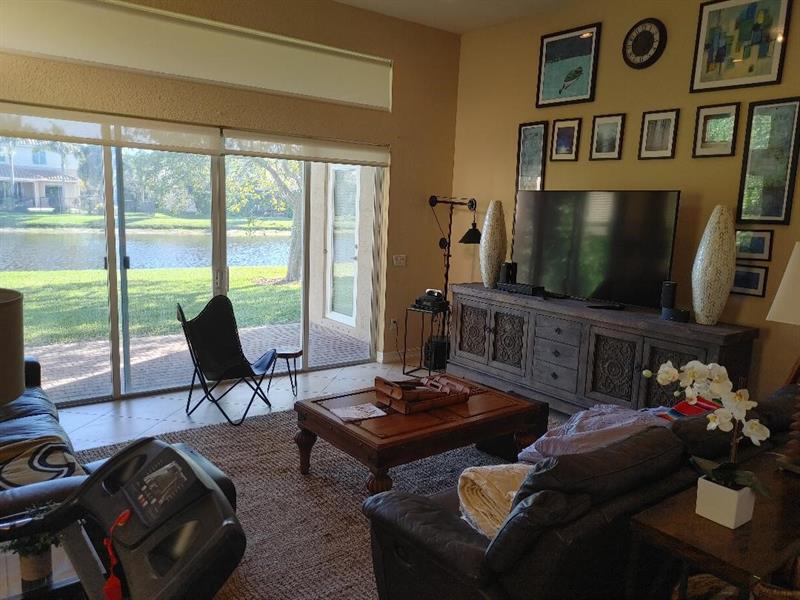 Image 11 of 34 For 8505 Serena Creek Ave