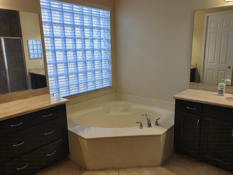 Image 15 of 34 For 8505 Serena Creek Ave