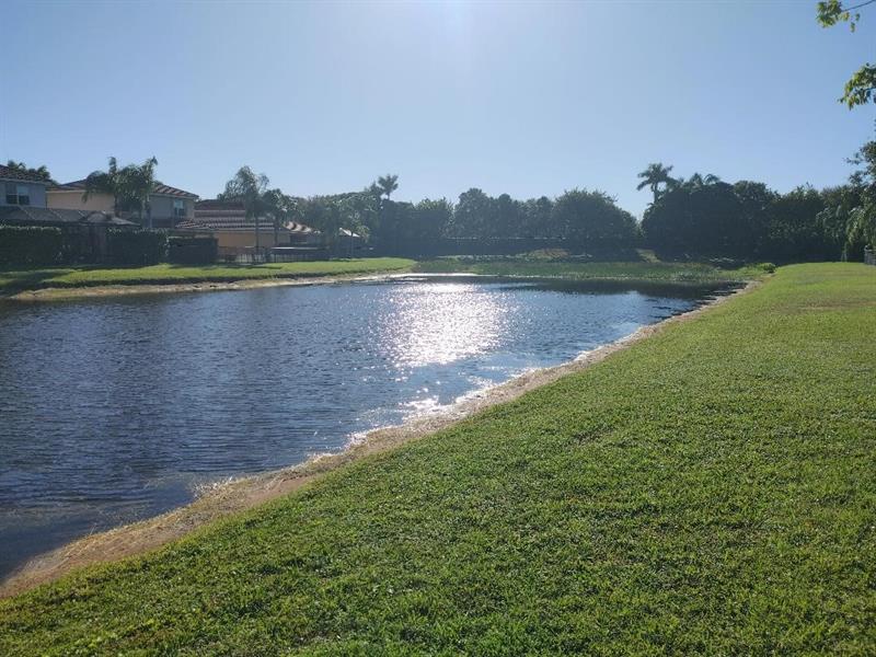 Image 27 of 34 For 8505 Serena Creek Ave