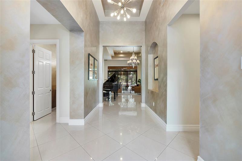 Image 8 of 100 For 8915 Sydney Harbor Circle