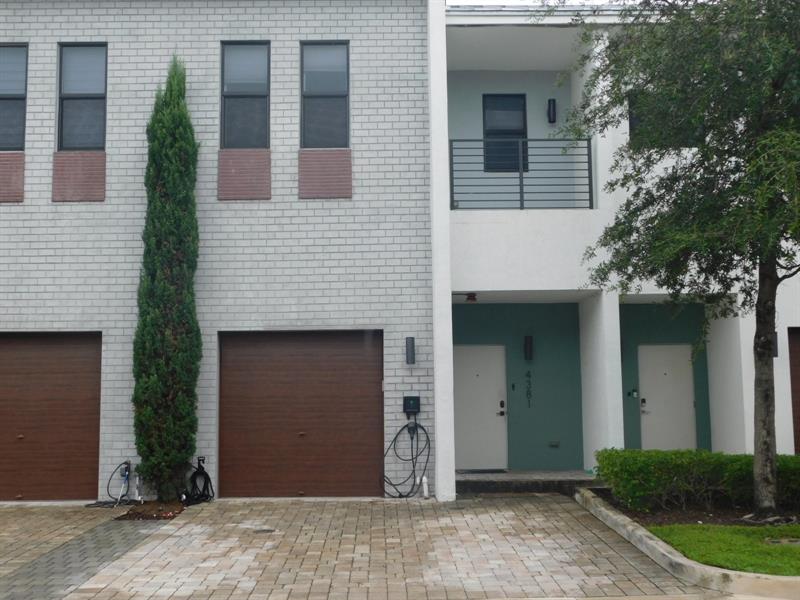 Details for 4381 9th St  4381, Plantation, FL 33317