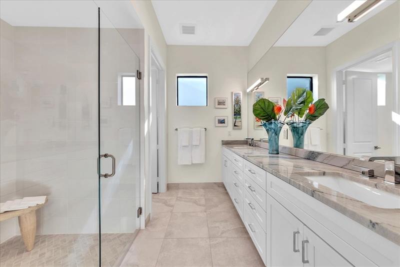 Image 31 of 75 For 5800 Vista Linda Ln