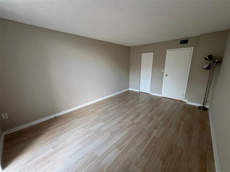 Image 17 of 19 For 16851 23rd Ave  A-219