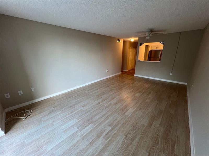 Image 7 of 19 For 16851 23rd Ave  A-219