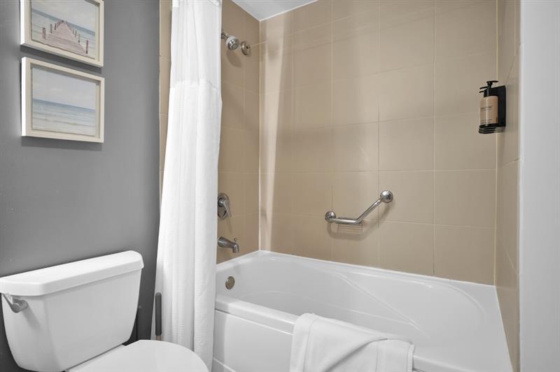 Image 13 of 18 For 2889 Mcfarlane Rd  1516