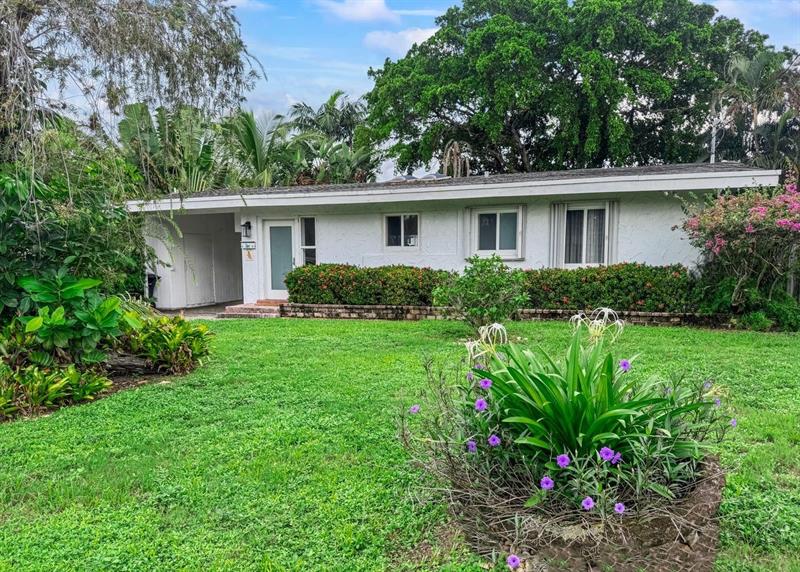 Image 6 of 30 For 725 17th Ct  
