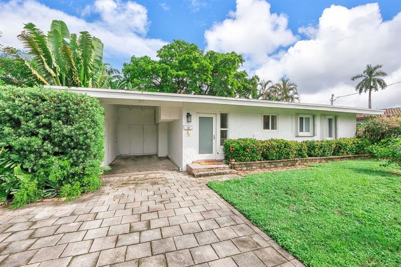 Image 7 of 30 For 725 17th Ct  